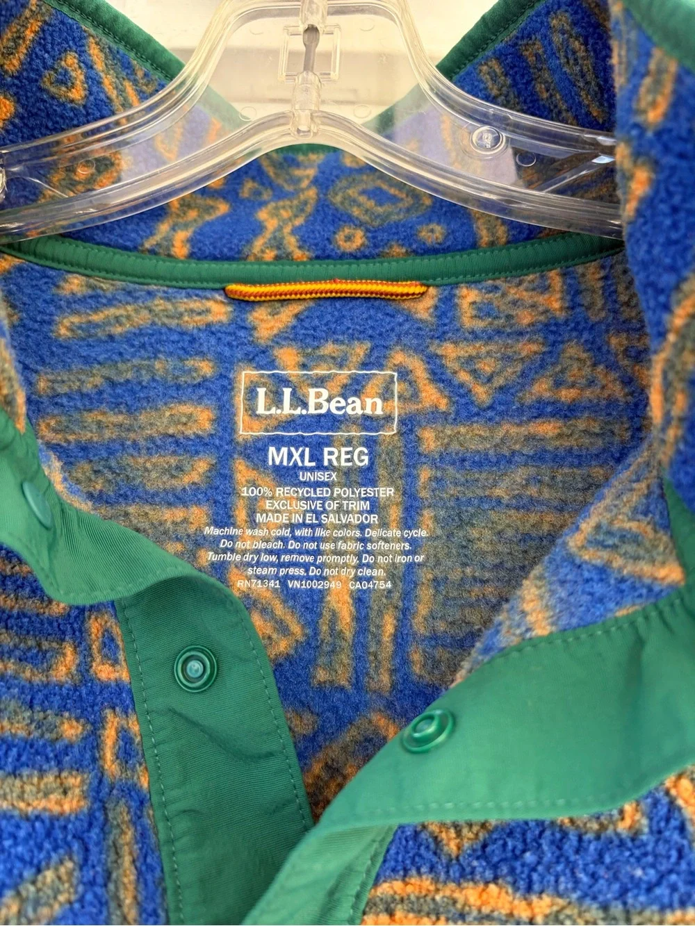 L.L. Bean Men’s Blue, Gold & Green Patterned Fleece Snap Pullover